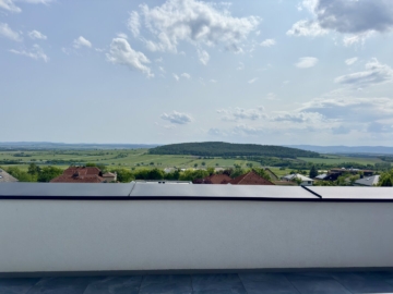 Ausblick - Modernes Doppelhaus mit Garten, Balkon & Dachterrasse – Traumhafter Ausblick nahe Eisenstadt