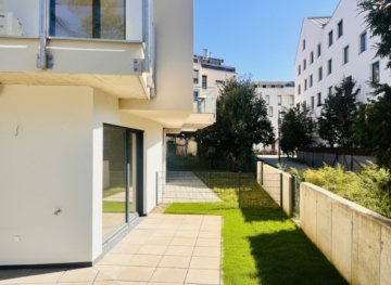 Terrasse - Erstbezug! Neubau-Reihenhaus mit Terrasse, Dachterrasse, Loggien & Garten (auch für Anleger)