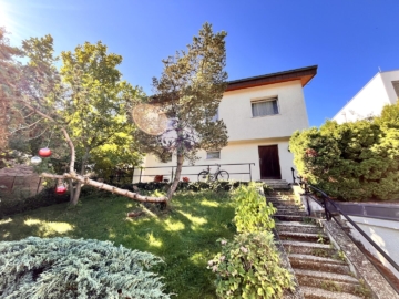 Haus mit Potenzial in Kierling – Ruheoase mit Garten, Pool & Wintergarten, 3400 Klosterneuburg, Einfamilienhaus