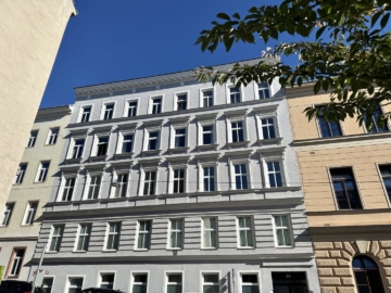 Gebäude - Lichtdurchflutete Dachgeschosswohnung mit Galerie und Blick über die Stadt – Nahe Mariahilfer Straße & Westbahnhof