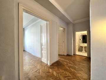 Sanierungsobjekt mit Charakter: Altbaujuwel mit Wertsteigerungspotenzial, 1050 Wien,Margareten, Wohnung