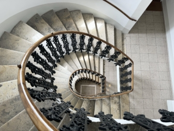 Stiegenhaus - Erstbezug mit Stil – perfekt geschnittene Citywohnung in Toplage