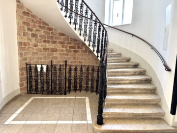 Stiegenhaus - Perfekt aufgeteilte Stadtwohnung – 1 Zimmer, Erstbezug nahe Pilgramgasse